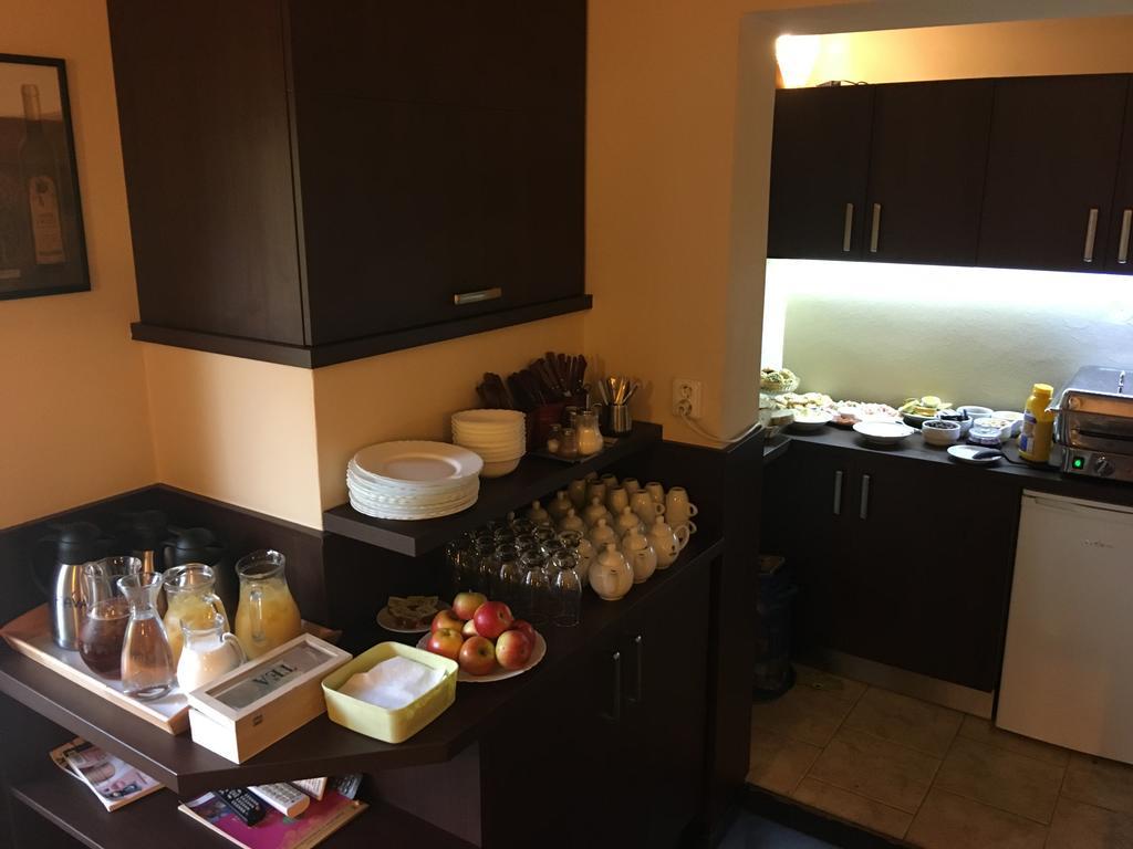 Penzion Toscana Lanzhot Екстер'єр фото